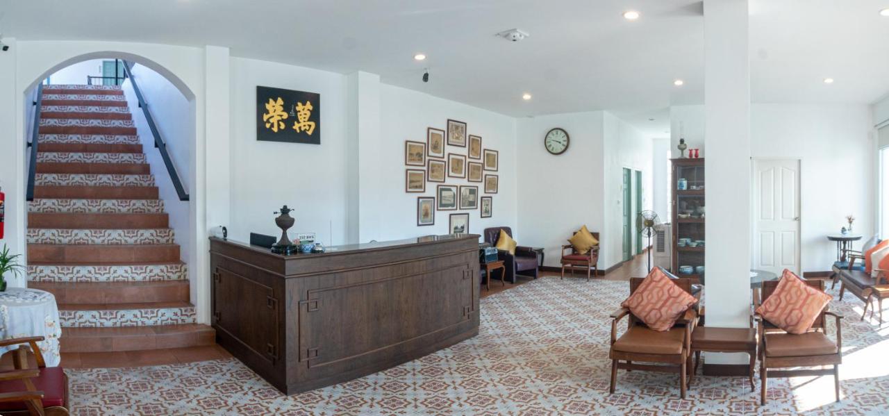 Sino Mansion Otel Ranong Dış mekan fotoğraf